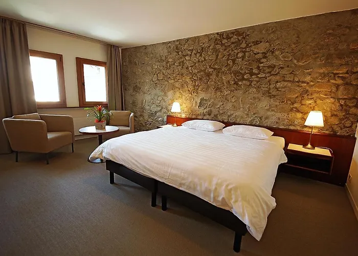 Galion Hotel & Restaurant